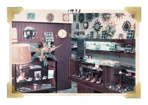 Marian's, 16 Union Street shop interior 1973